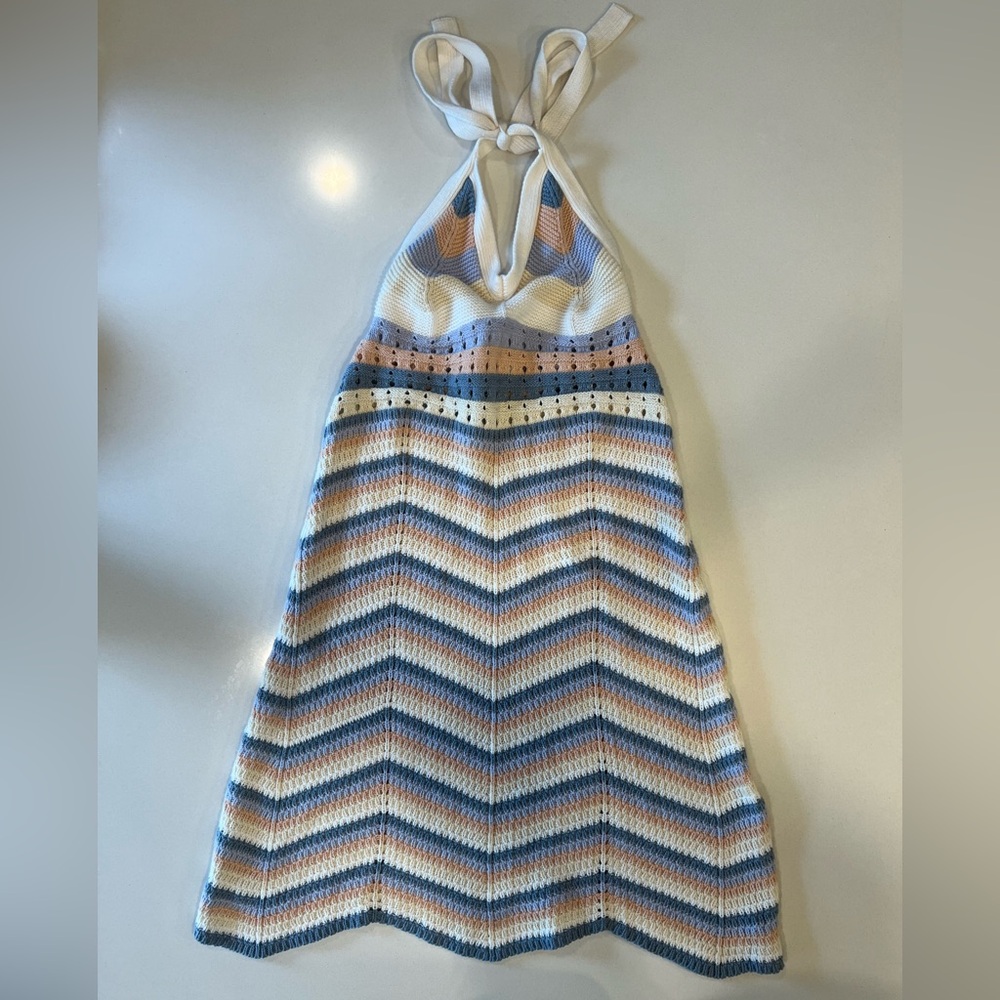 ✨ Pink Rose Knit Chevron Halter Dress - Size Small ✨